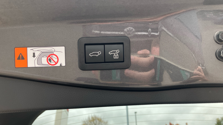 Toyota C-HR 1.8 Hybrid Design 5dr CVT Hybrid Hatchback